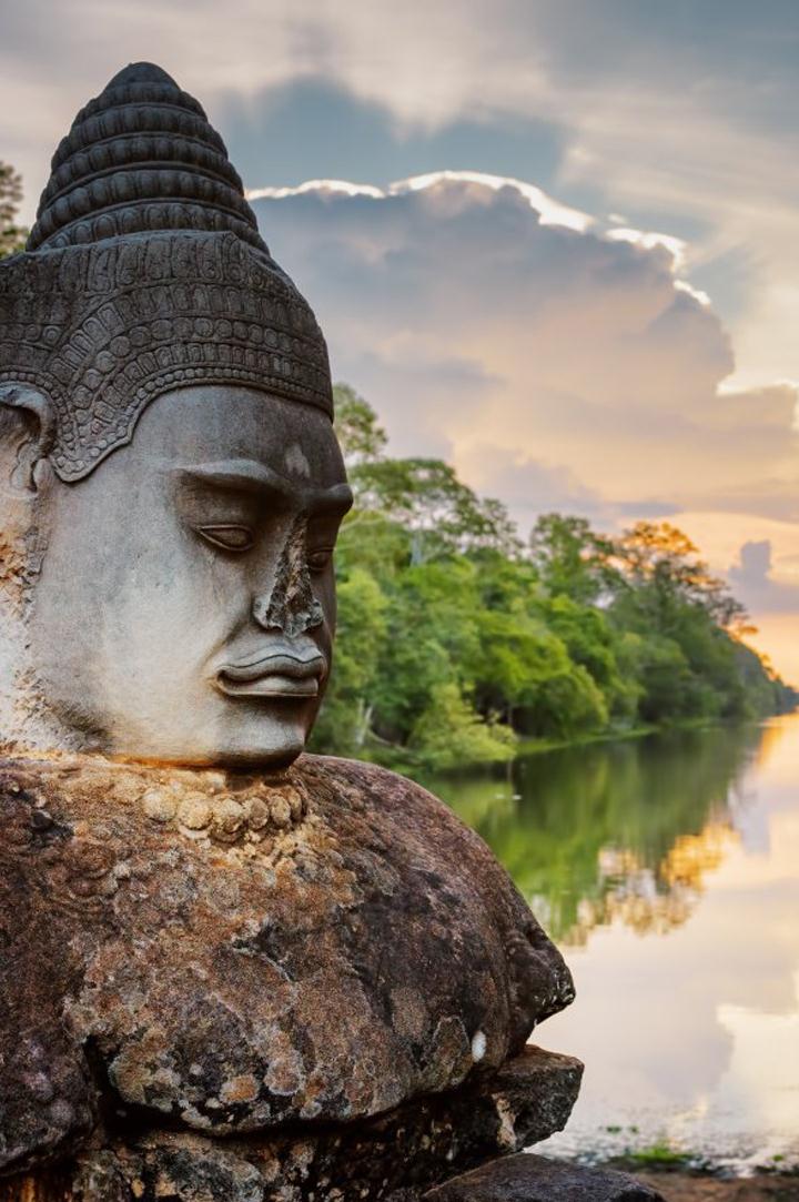 Angkor Tour Guides